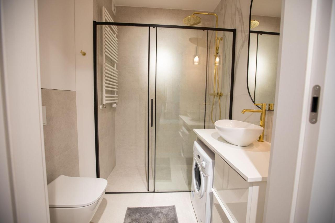 Rent40 Apartamenty Aura 2 Gdansk Old Town Exteriör bild